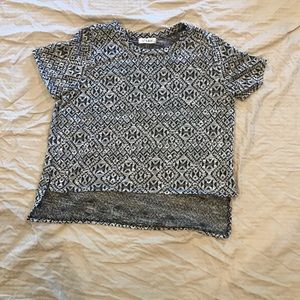 Gray/white short sleeve